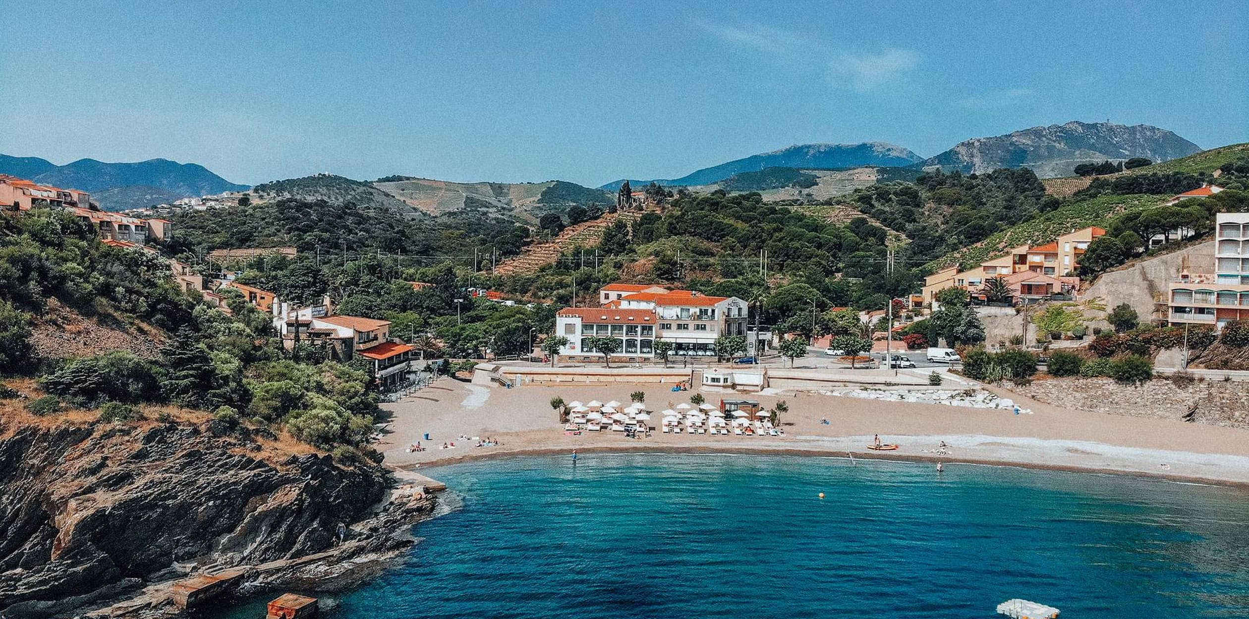 photo header Les Elmes - Agence-web-hotel